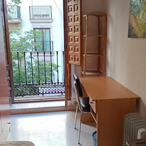 Single In Center Of Homestay Granada